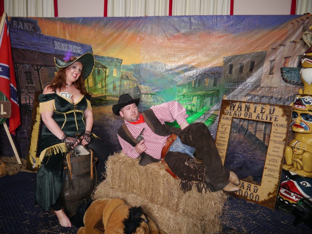 WESTERN THEMED PHOTO SHOOT AREA