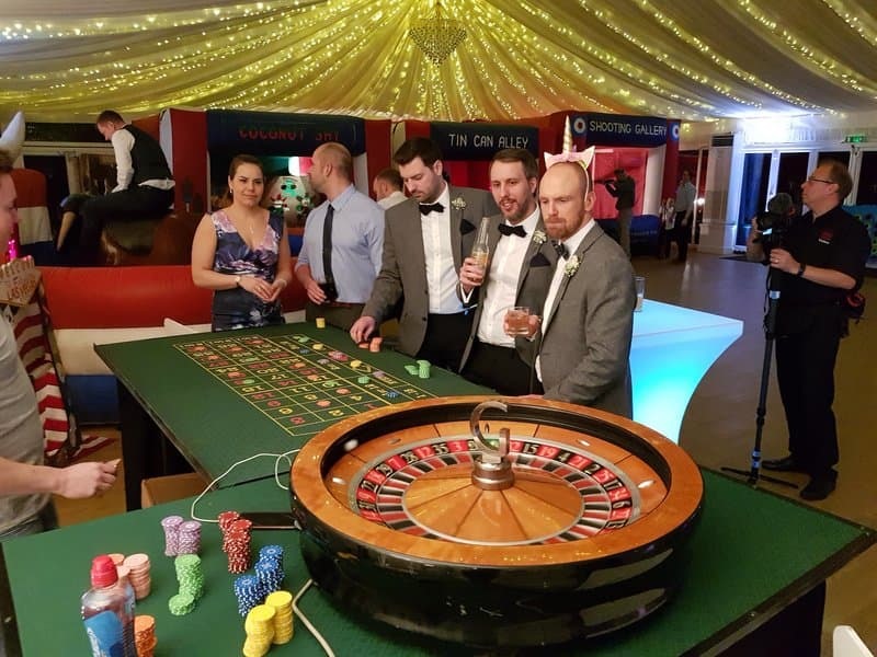 fun casinos roulette with rodeo and side stalls